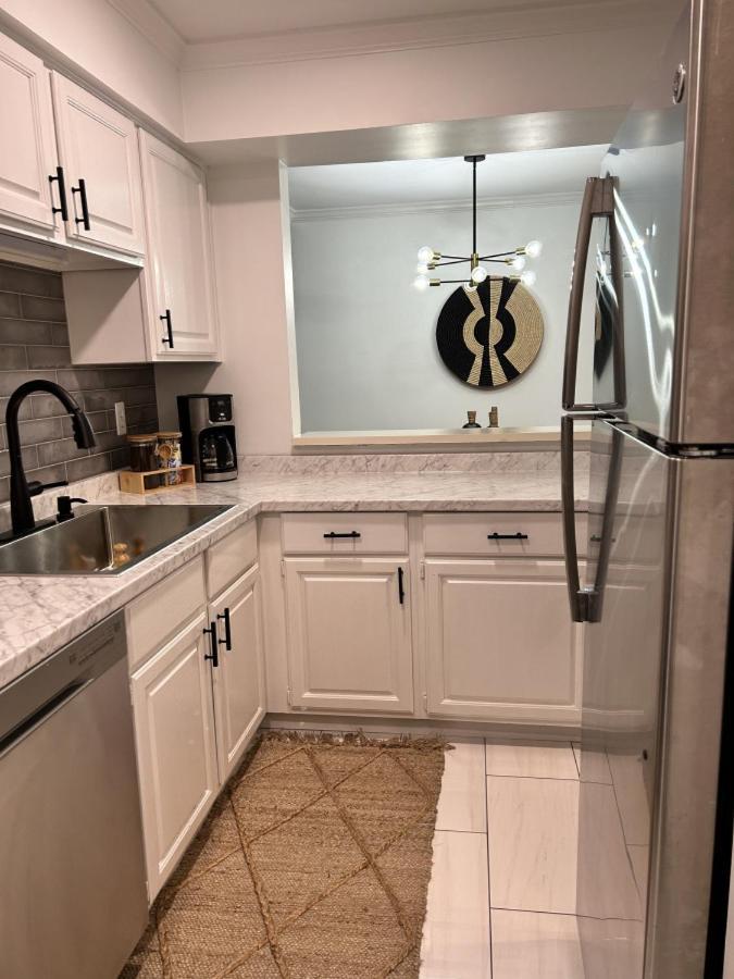 Stylish Downtown Nashville 3 Beds, 1 Bedroom With Private Patio, Parking Bagian luar foto